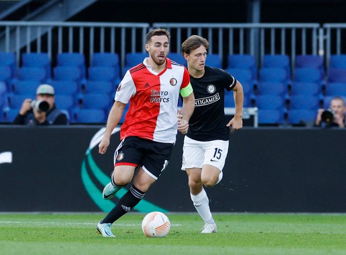 Soccer Football - Europa League - Group F - Feyenoord v Sturm Graz - Feyenoord Stadium, Rotterdam, Netherlands - September 15, 2022 Feyenoord's Orkun Kokcu in action with