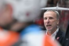 Bez titulu, bez trenéra. Pardubické hokejisty už nepovede trenér Miloslav Hořava