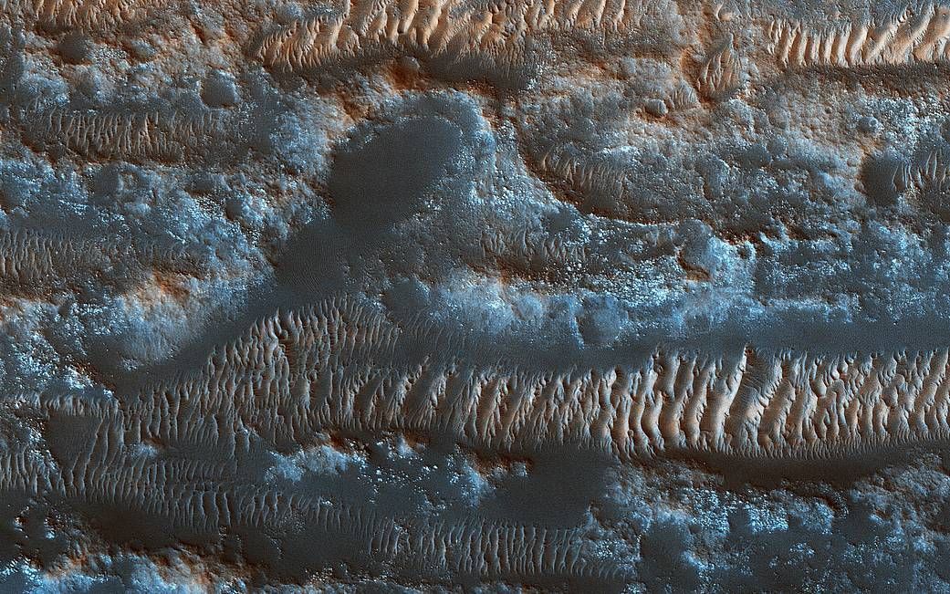 Fotogalerie / Fascinující pohledy na povrch Marsu / NASA / 35