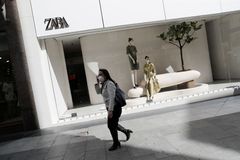 Zara stáhla reklamní kampaň. Podle kritiků připomínala mrtvé Palestince
