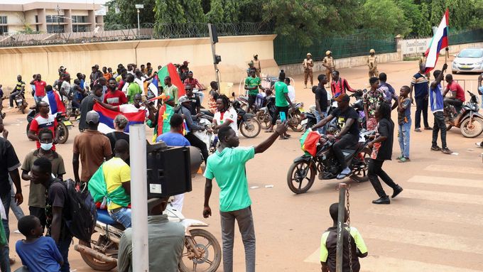 V Burkině Faso proběhl vojenský převrat.