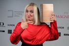 „Mojí cílovou skupinou jsou teď muži, co neumí číst,“ říká Lucie Macháčková