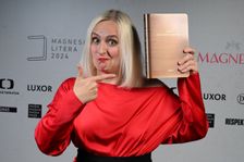 „Mojí cílovou skupinou jsou teď muži, co neumí číst,“ říká Lucie Macháčková