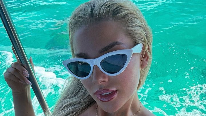 Excentrická hvězda OnlyFans se vrací na hřiště. V klubu si od ní slibují plné tribuny; Zdroj foto: Madelene Wrightová via Instagram