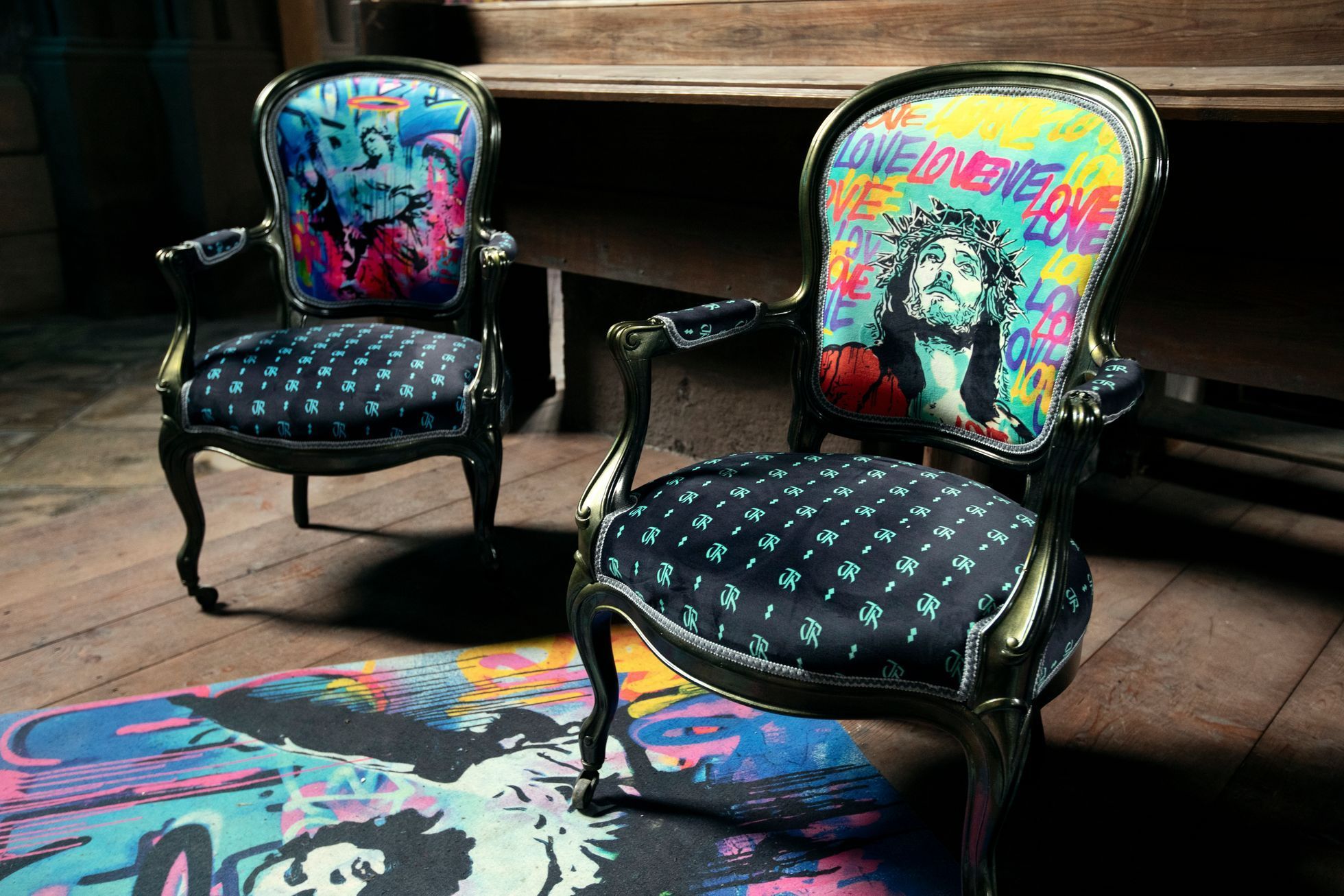 Chotěvice, Karin Babinská,režisérka, herečka, spisovatelka písničkář, herec, Richard Krajčo, frontman kapela Kryštof, Kostel sv. Petra a Pavla, umění,  pop art