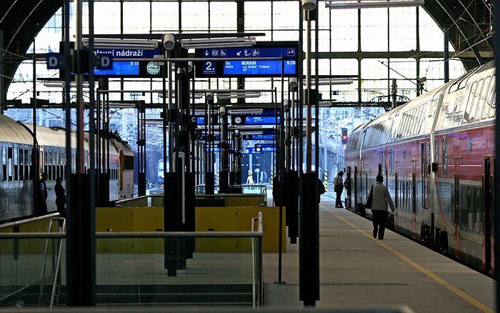 Praha hlavní nádraží a Nové spojení