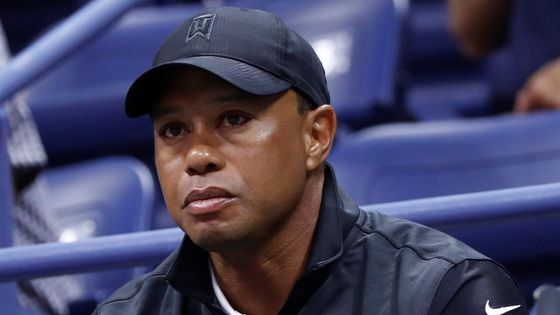 Bývalá světová golfová jednička Tiger Woods patřil k osobnostem, které si nenechaly ujít semifinále dvouhry na US Open.