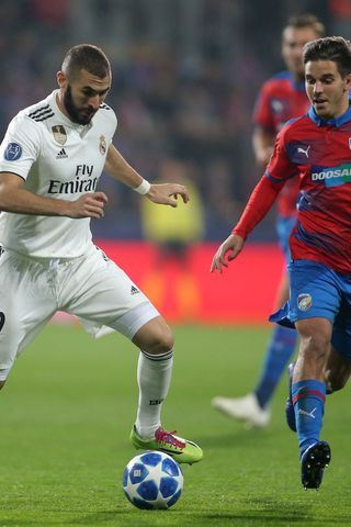 Karim Benzema v zápase LM Plzeň - Real Madrid