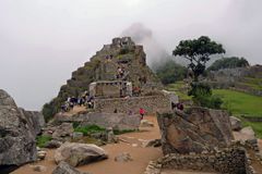 Machu Picchu přežilo stovky let, teď ho ohrožuje nové letiště. Má odbavit víc turistů