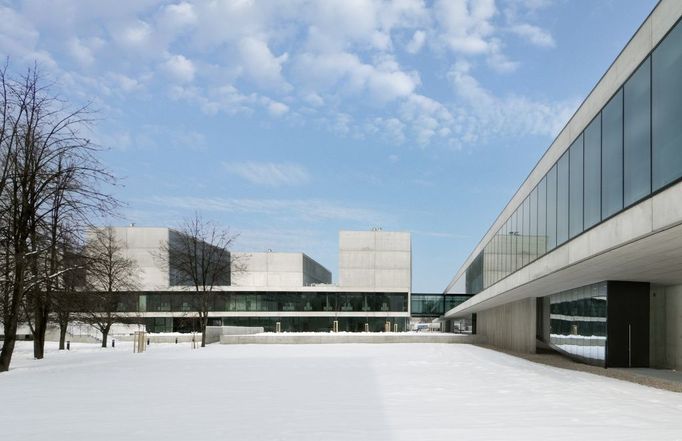 Česká účast v soutěži Fakulta chemicko-technologicka a Telovychovna zarizeni Univerzity Pardubice Kuba, Pilar architekti, Ladislav Kuba, Tomáš Pilar