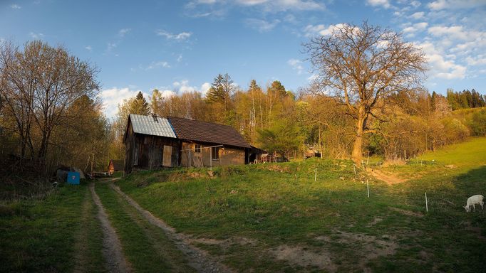 Janek Sedlář: Žít lehce - příběhy o cestě za svobodou a soběstačností