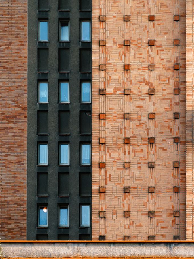 Památkově chráněné kladenské věžáky (architektura a muzeum)