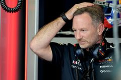 Senzace v F1. Verstappen přišel o šéfa, Hornera dohnal rozklad týmu Red Bull