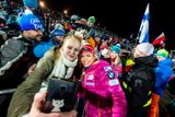 Vysočina se totiž od čtvrtka do neděle proměnila v Mekku biatlonu, selfie s obhájkyní vítězství ve Světovém poháru bylo ceněným suvenýrem.