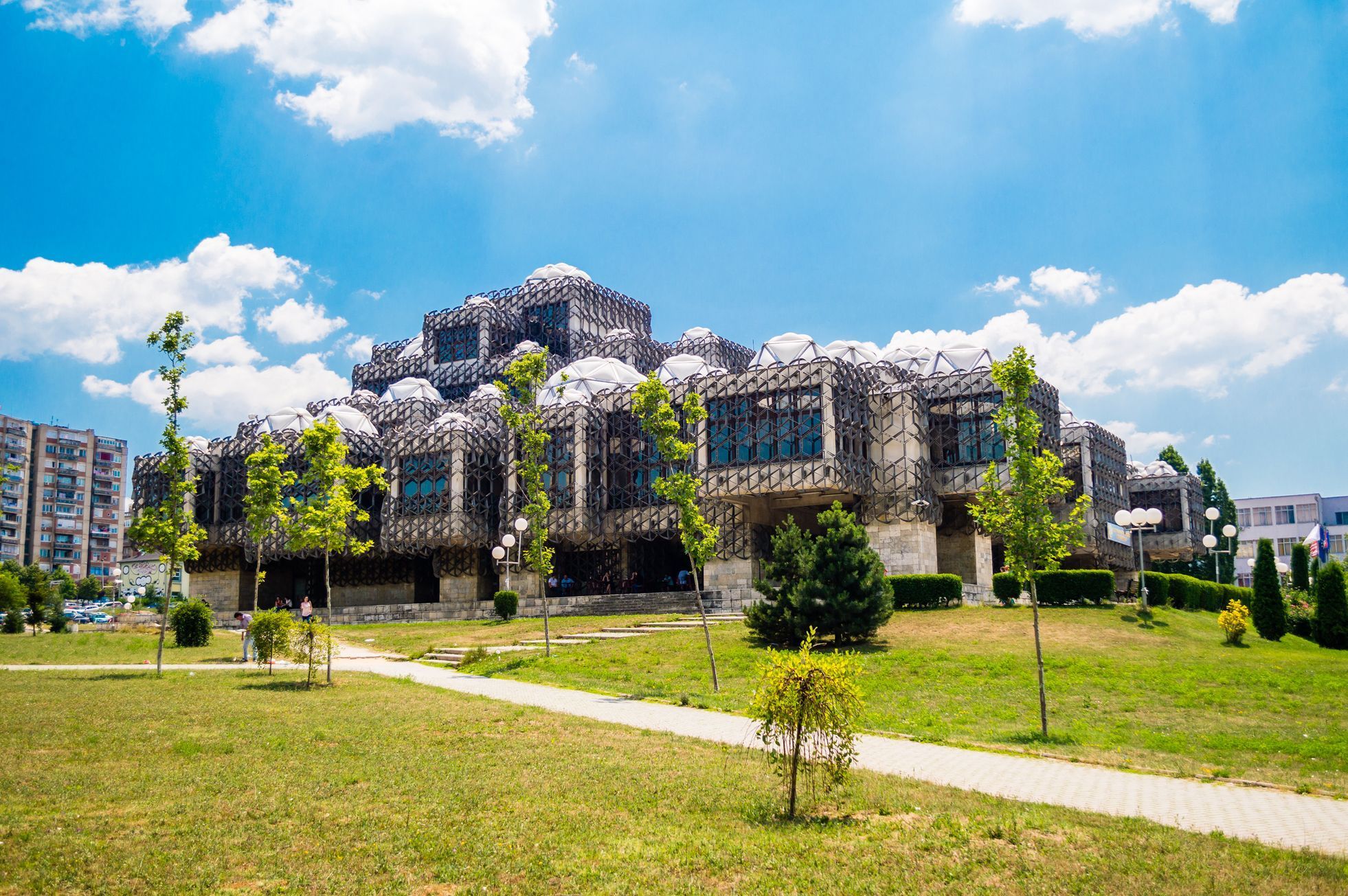 Národní knihovna v kosovské Prištině