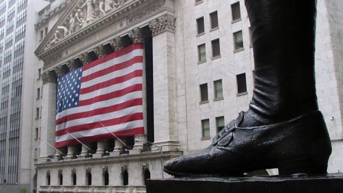 Americká Wall Street se ocitla na pětiletém minimu.