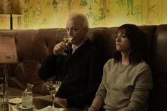 Nový film Coppolové s Murraym: Proutník a jeho odcizená dcera chtějí dokázat nevěru