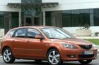 19. místo - Mazda 3 (68 hlasů). Vůz z kategorie nižší střední třídy při svém příchodu nahradil tehdejší Mazdu 323. Vítěz ankety Auto roku 2004 byl postaven na podvozkové platformě vyvinuté Fordem, a používané tudíž i pro model Focus.