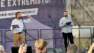 Momentka z předvolební akce spolku Milion chvilek pro demokracii nazvaná Zabraňme vládě extremistů, Staroměstské náměstí v Praze, 28. září 2025.