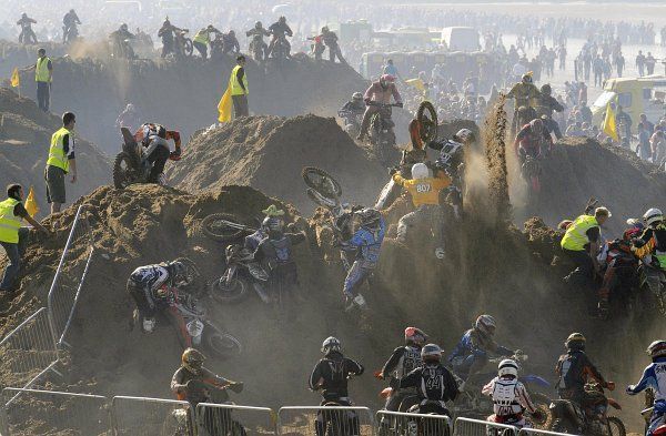 Šílení motorkáři