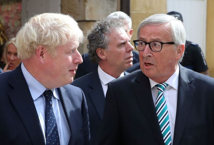 Boris Johnson a Jean-Claude Juncker.