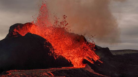 Ohromující fotky Čechů z erupce sopky na Islandu. Místní k ní chodili jako do hospody