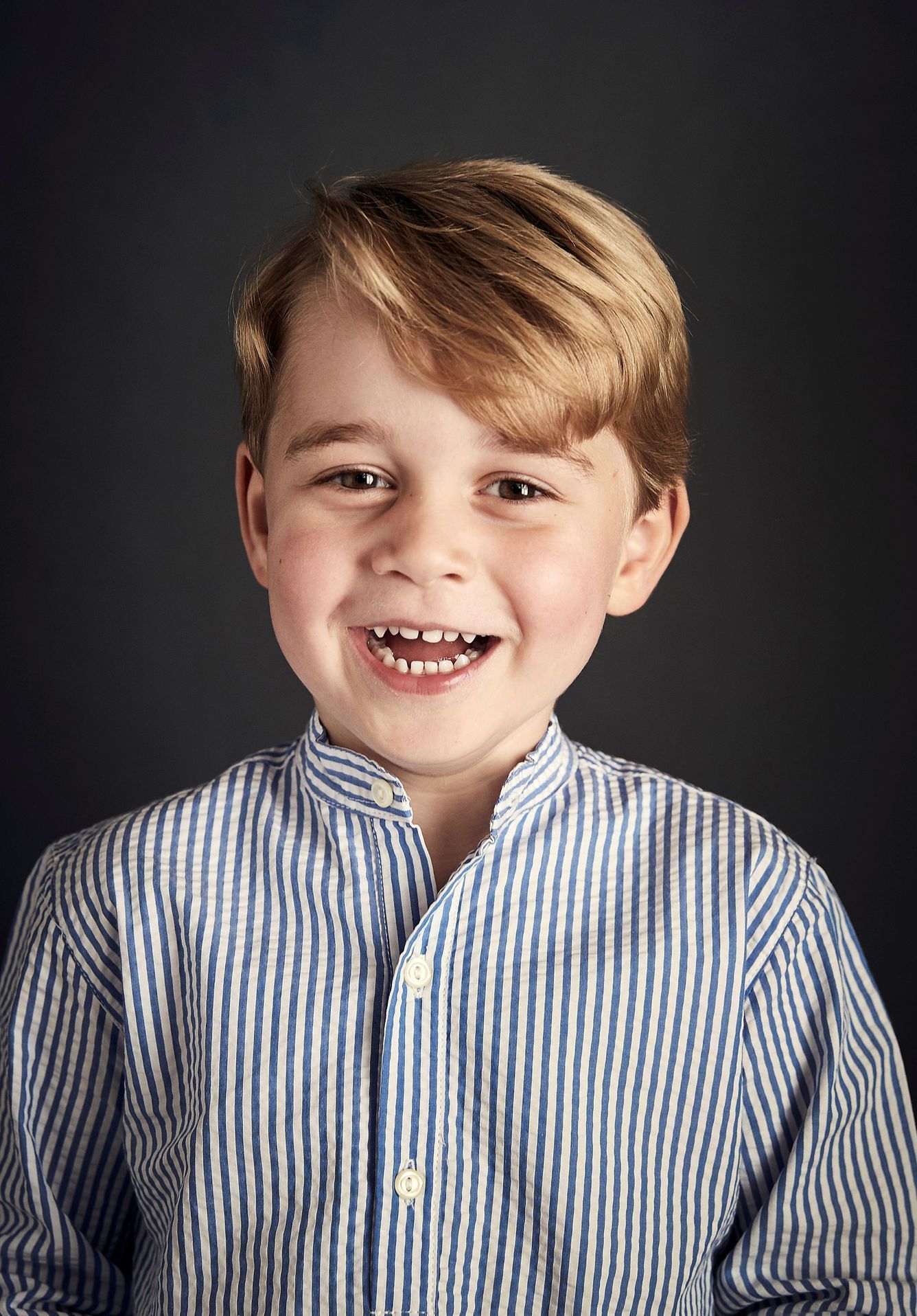 Nový oficiální portrét prince George