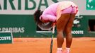 Serena Williamsová v zápase 1. kola French Open s Andreou Hlaváčkovou.