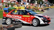 Roman Kresta s Mitsubishi Evo IX na trati Barum rallye.