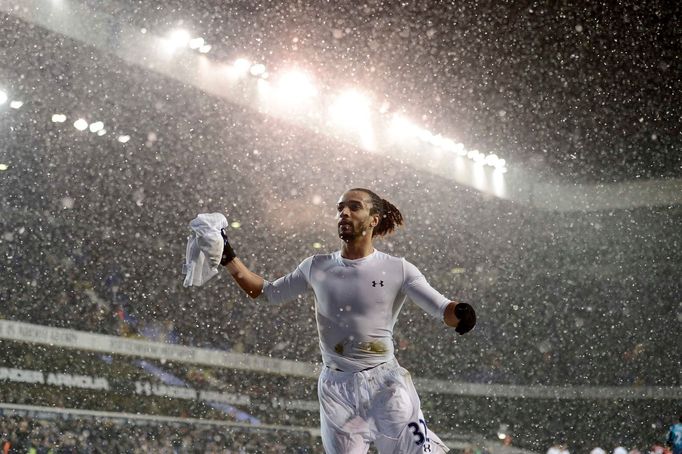 Ecotto v utkání Tottenham - Manchester United