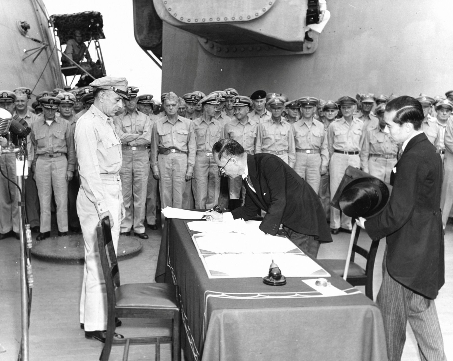 Jednorázové užití / Fotogalerie / Před 75 lety USA shodili jadernou pumu na Hirošimu