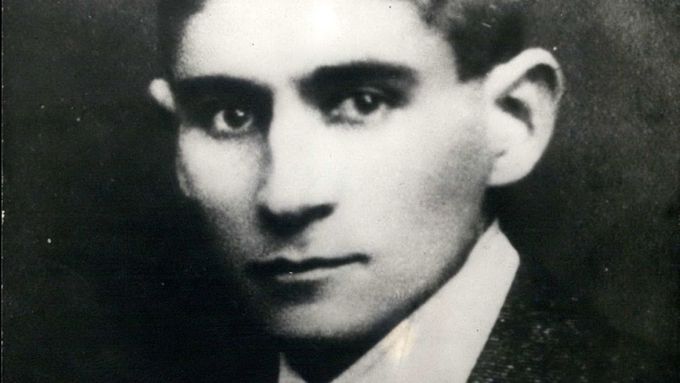 Franz Kafka roku 1924 v pouhých 40 letech podlehl tuberkulóze.