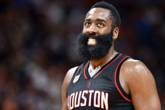 Nejlepší tým NBA Houston porazil San Antonio, které nechalo odpočívat největší opory