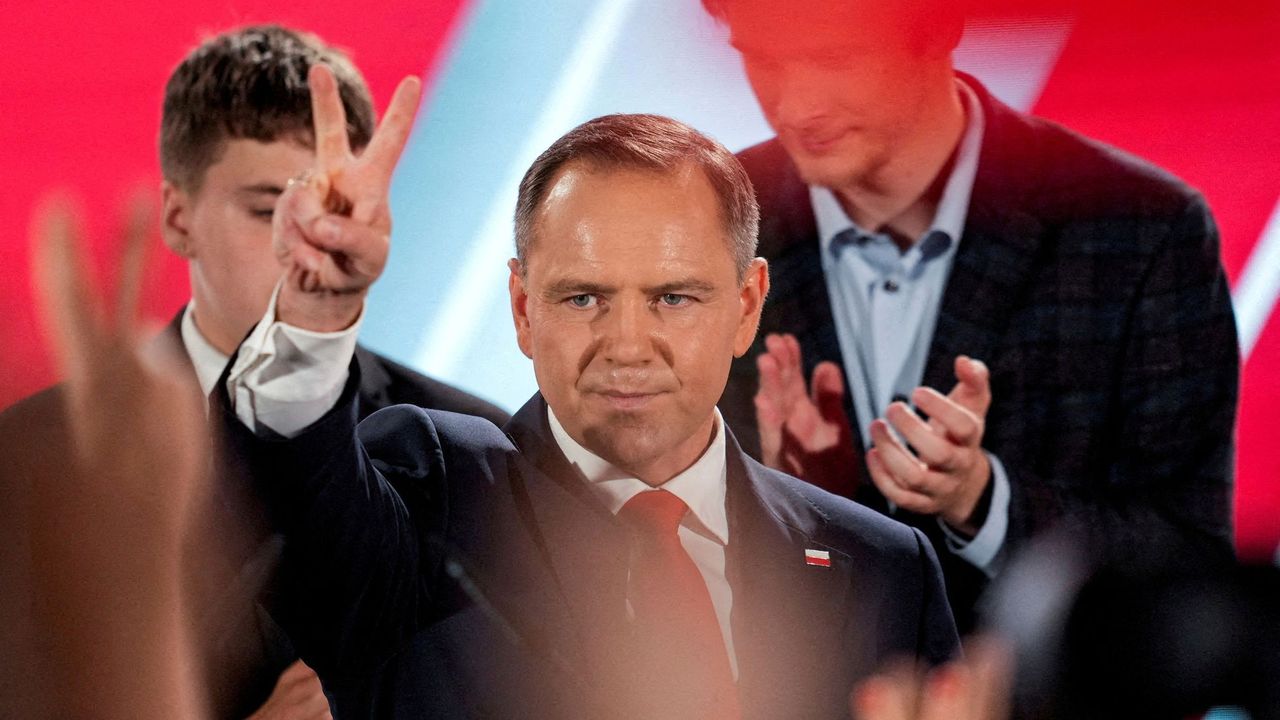 "Proruský" prezident v Polsku? "Boxer" Nawrocki do Kremlu určitě nepojede