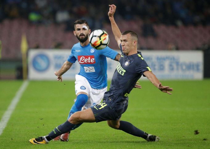 Neapol - Inter Milán: Elseid Hysaj a Ivan Perišič