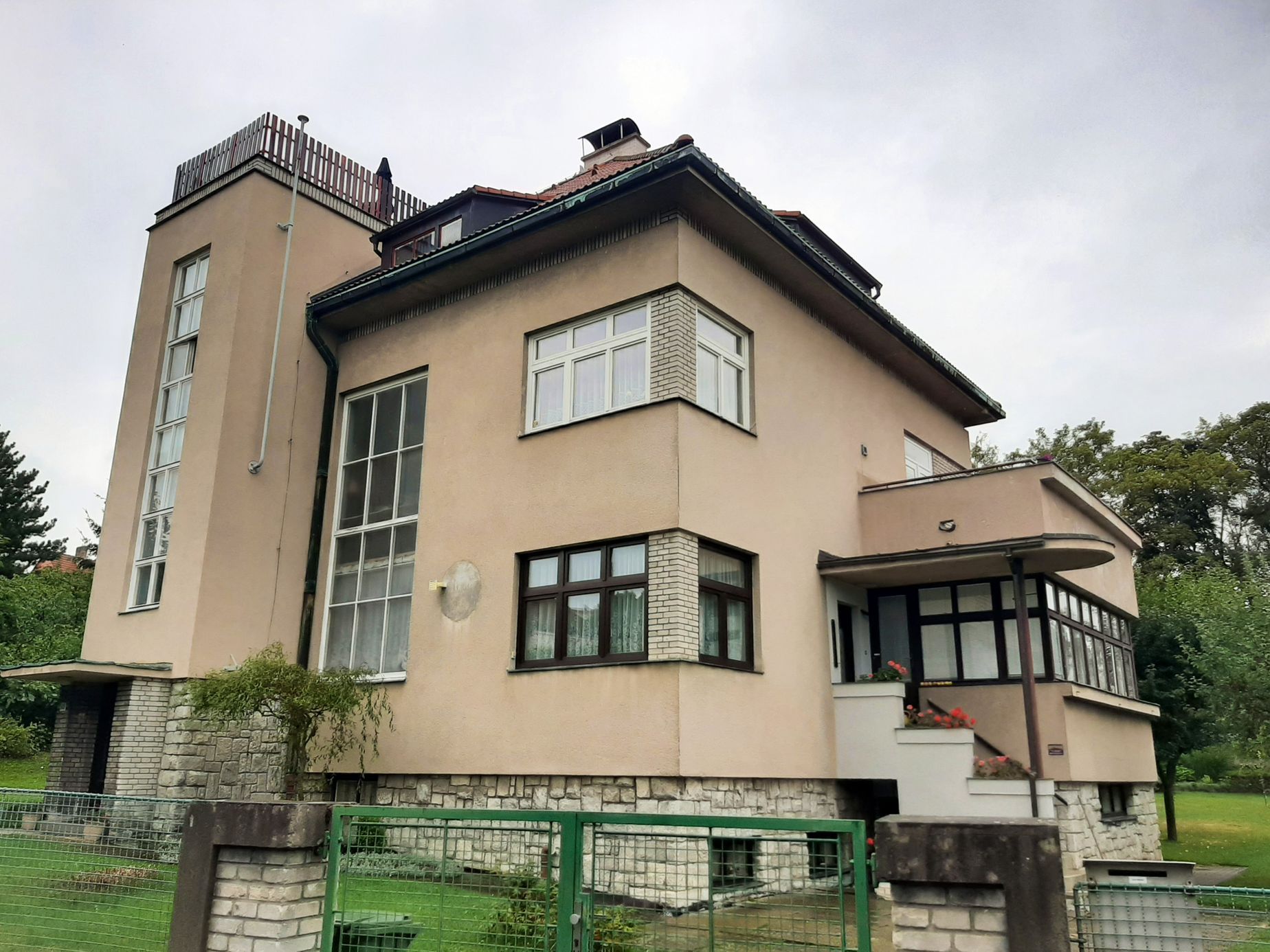 Sušice, vilová čtvrť, vycházka po vilách