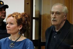 V Rusku odsoudili za vlastizradu ke 12 letům vězení vědce Golubkina