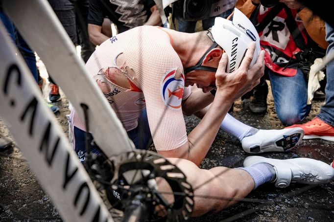 Kristof Ramon: fotografie z knihy The Art of Suffering, která pojednává o brutální kráse silniční cyklistiky