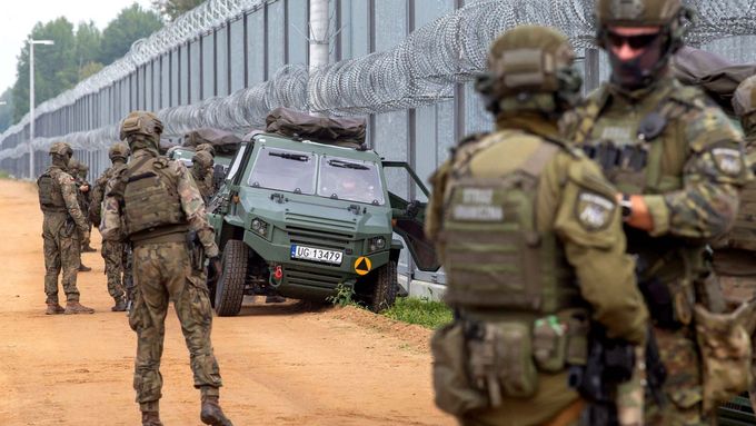 Náměstek polského ministra obrany Cezary Tomczyk řekl, že se Polsko na cvičení v sousedních zemích připravovalo řadu měsíců.