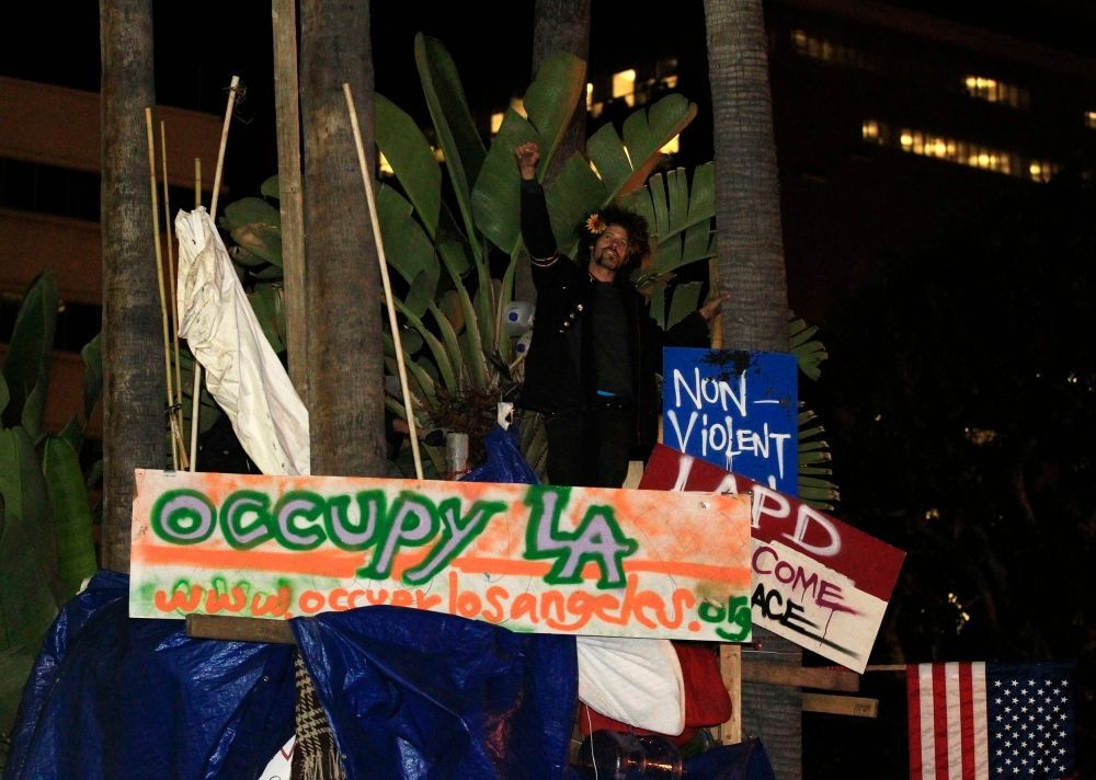 Okupanti LA zůstávají před radnicí