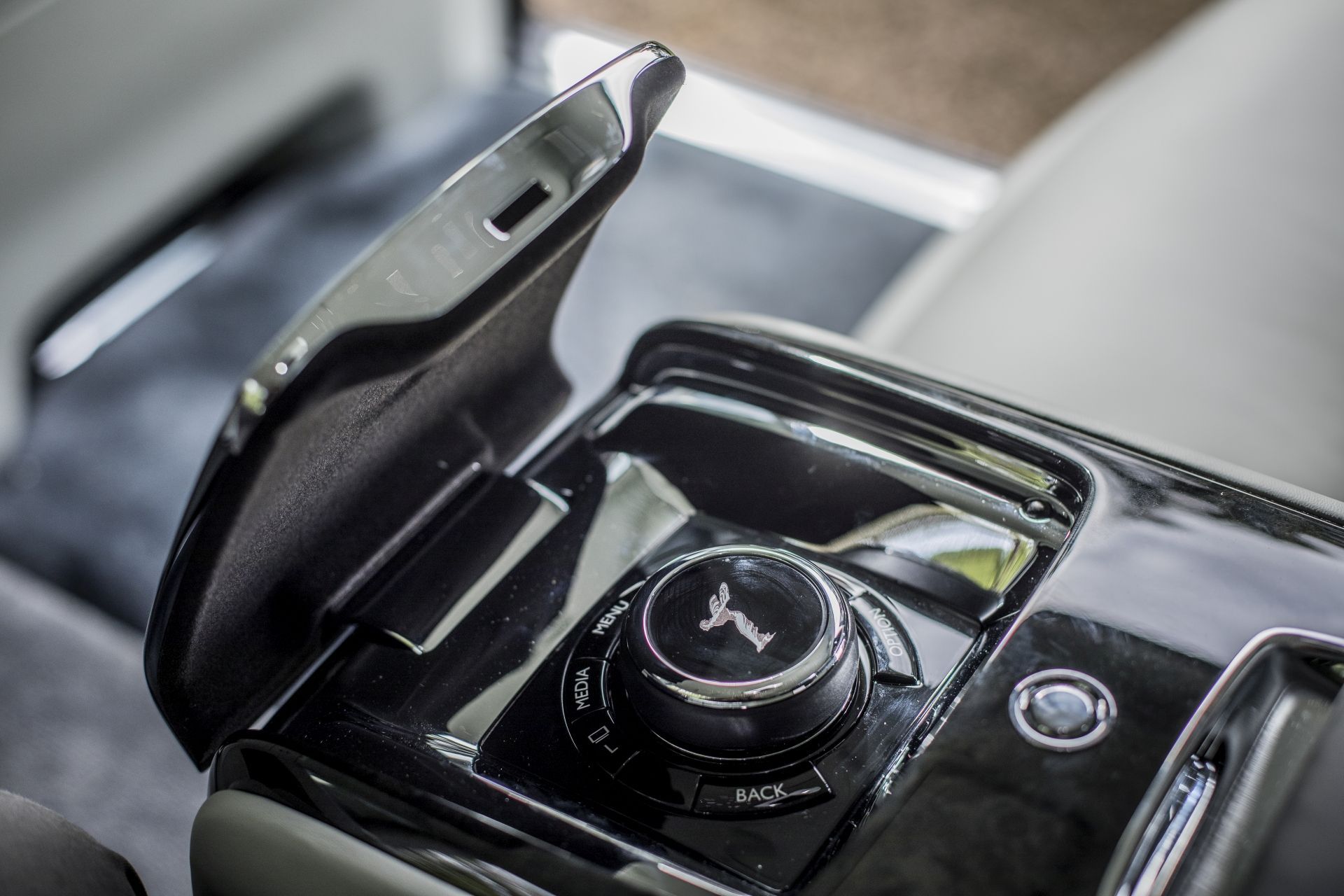 Rolls-Royce Phantom a Cullinan