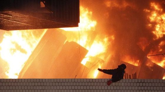 Při zásahu policie proti squatterům v Soulu uhořelo šest lidí