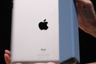 Půjde Apple cestou malého, nebo velkého iPadu 3?