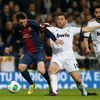 Real Madrid - FC Barcelona:  Xabi Alonso a Alvaro Arbeloa - Lionel Messi