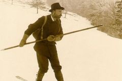 Převratný vynález českého rodáka změnil lyžování. Horu má i v Antarktidě