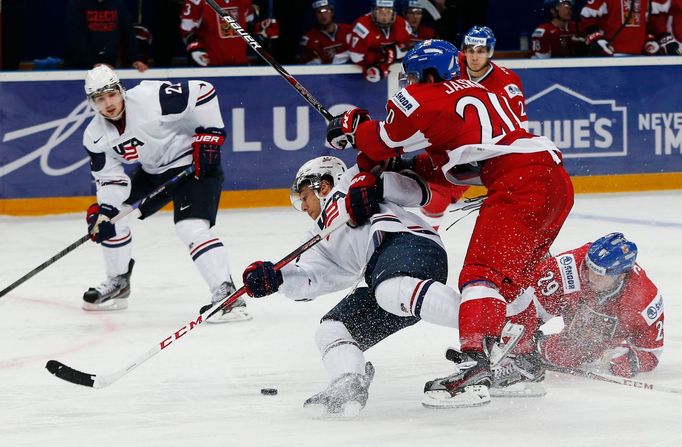 MSJ 2013: Čtvrtfinále Česko - USA (Jaškin, Trocheck)