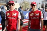 Setrvání páru Sebastian Vettel a Kimi Räikkönen do značné míry "zabetonovalo" jezdecký trh, protože volné místo v Maranellu by rozpoutalo doslova dostihy ctižádostivých jezdců.
