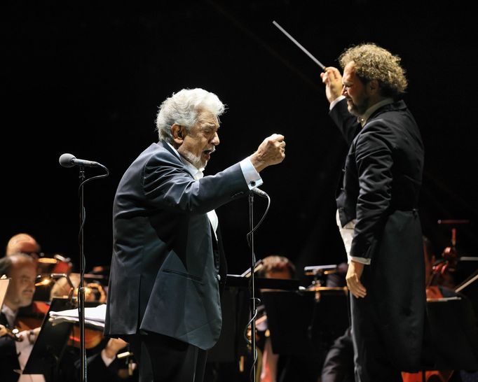 Plácido Domingo a dirigent Tomáš Brauner.