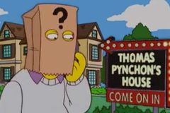 Tajuplný spisovatel Thomas Pynchon hájí Homera Simpsona