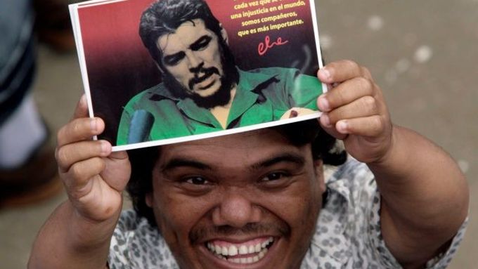 Ernesto Guevara je stále inspirací latinskoamerických levicových hnutí.